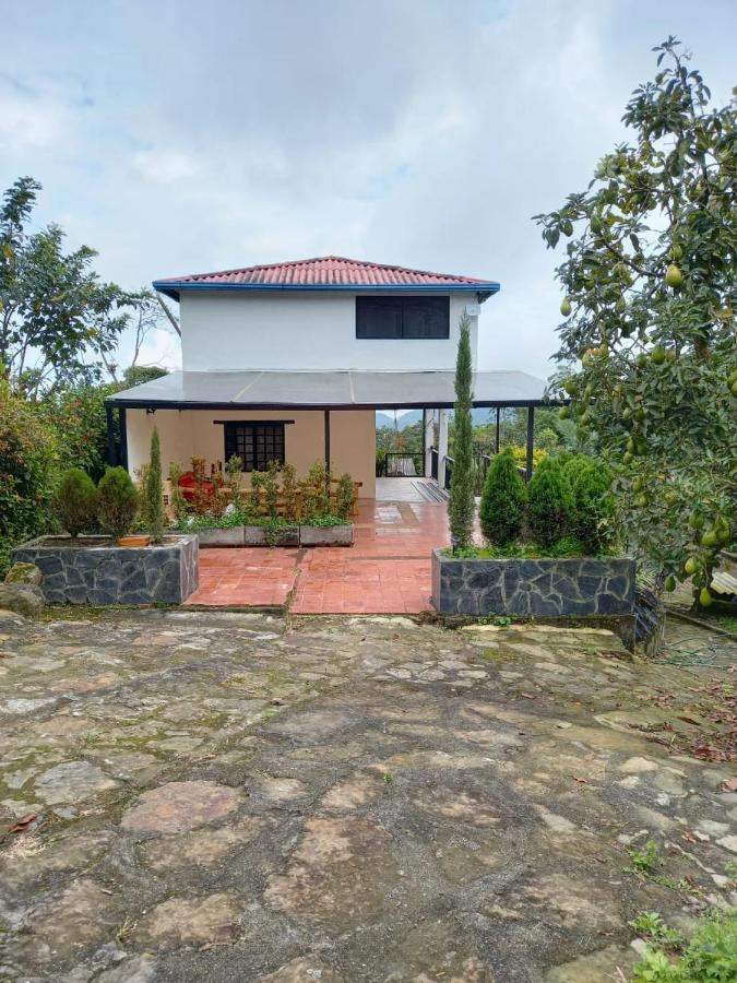 Finca Exclusividad Familiar O Grupo De Amigos Capacidad Hasta 12 Personas Calles En Placa Huella, Caminata Ecologica Alban  Ngoại thất bức ảnh
