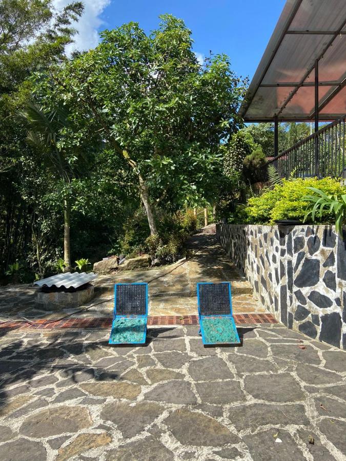Finca Exclusividad Familiar O Grupo De Amigos Capacidad Hasta 12 Personas Calles En Placa Huella, Caminata Ecologica Alban  Ngoại thất bức ảnh