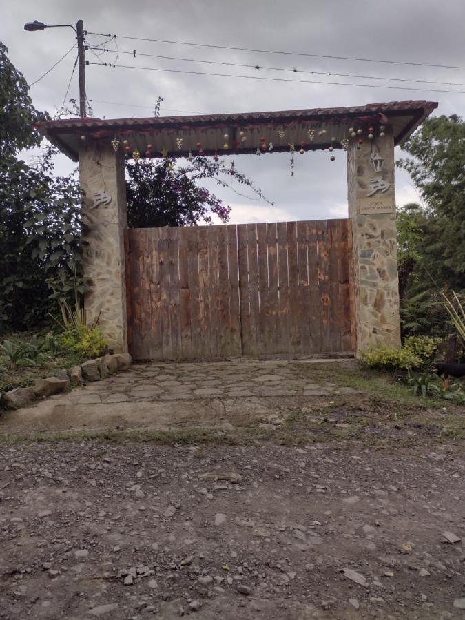 Finca Exclusividad Familiar O Grupo De Amigos Capacidad Hasta 12 Personas Calles En Placa Huella, Caminata Ecologica Alban  Ngoại thất bức ảnh