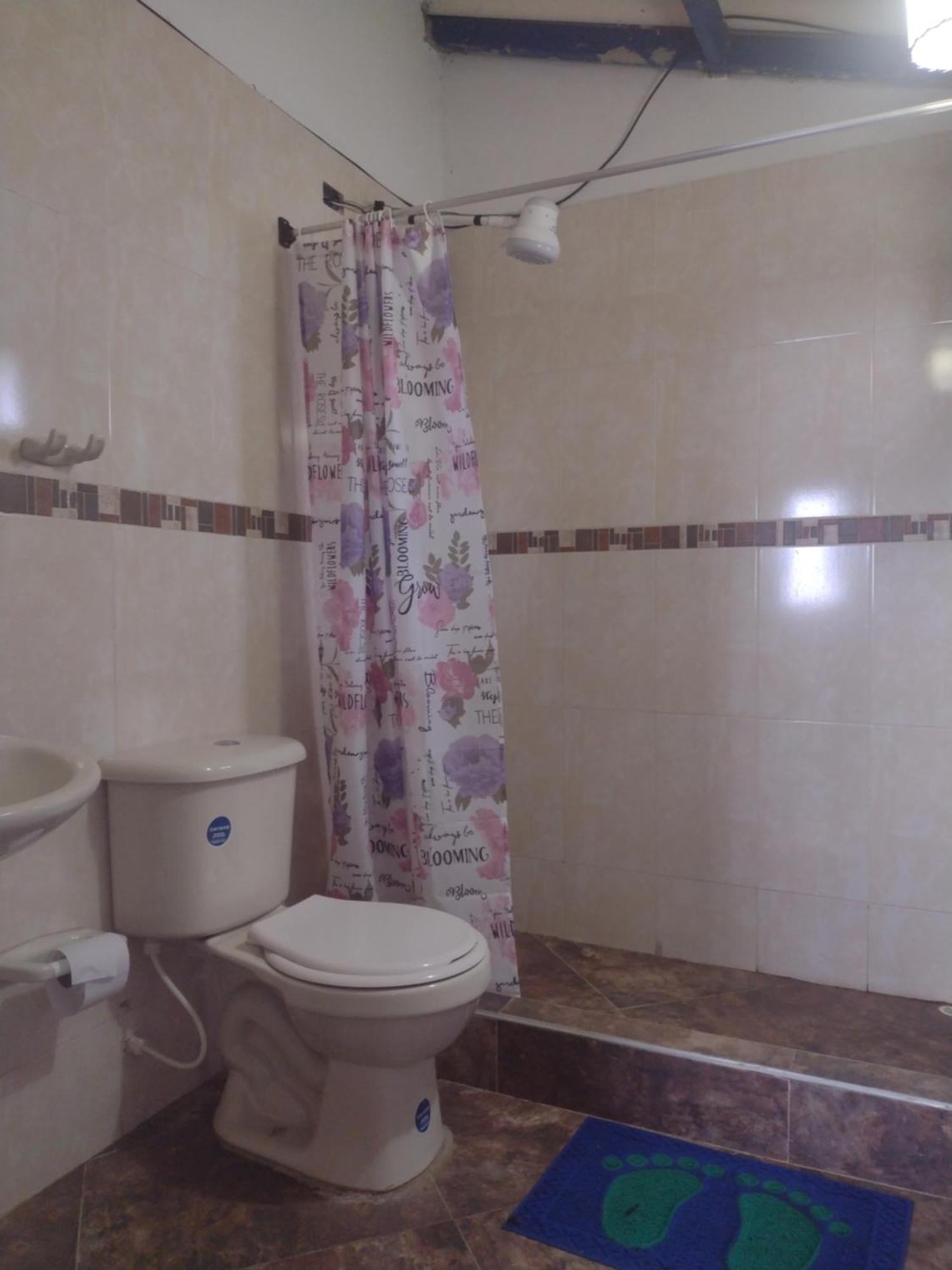 Finca Exclusividad Familiar O Grupo De Amigos Capacidad Hasta 12 Personas Calles En Placa Huella, Caminata Ecologica Alban  Ngoại thất bức ảnh