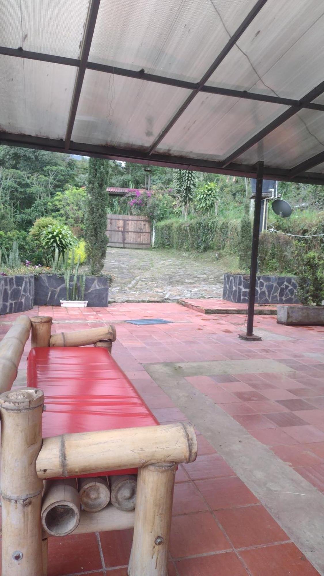 Finca Exclusividad Familiar O Grupo De Amigos Capacidad Hasta 12 Personas Calles En Placa Huella, Caminata Ecologica Alban  Ngoại thất bức ảnh